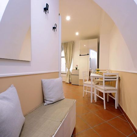רומא Trevi Feddy'S Apartment מראה חיצוני תמונה