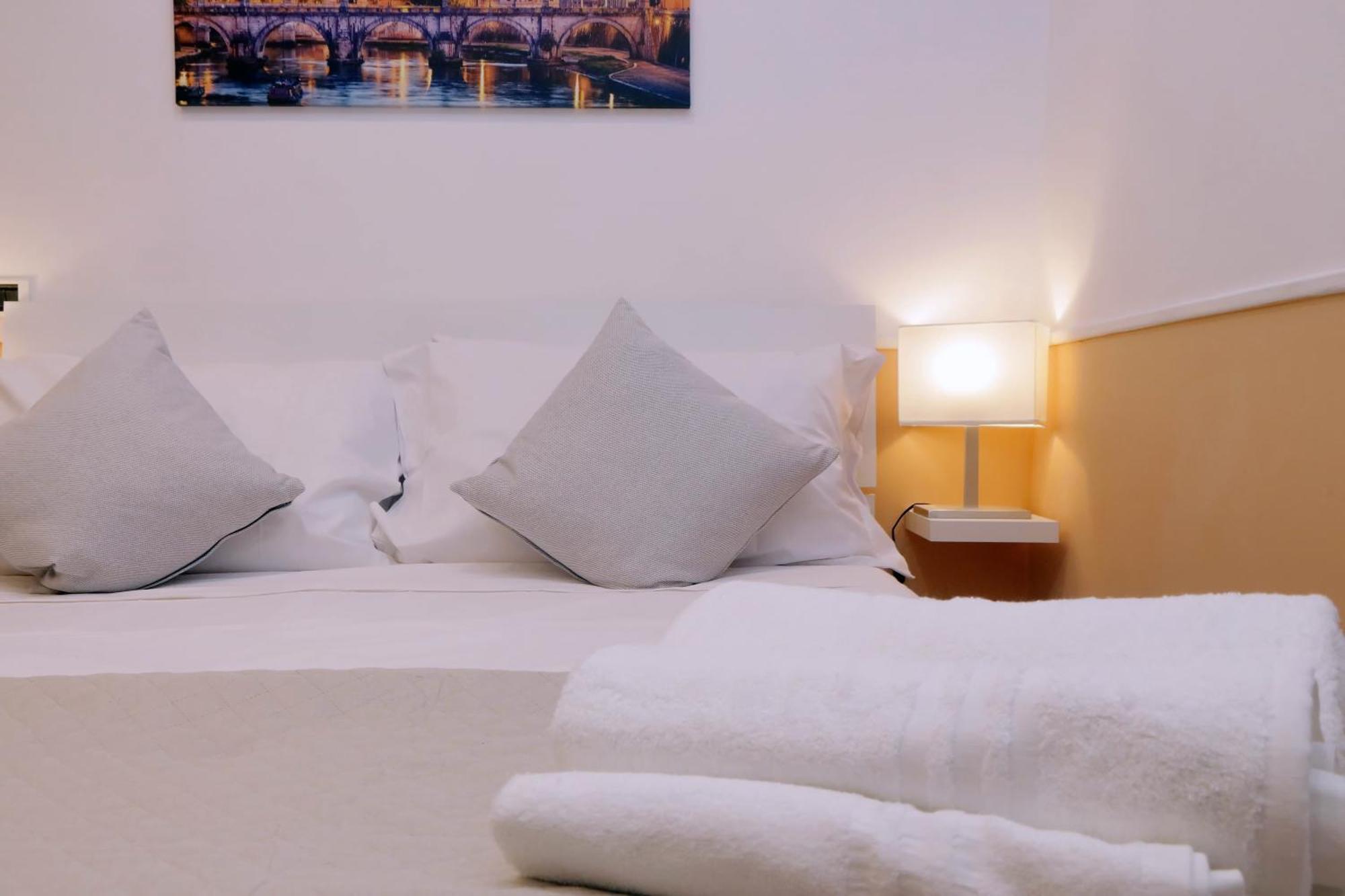 רומא Trevi Feddy'S Apartment מראה חיצוני תמונה