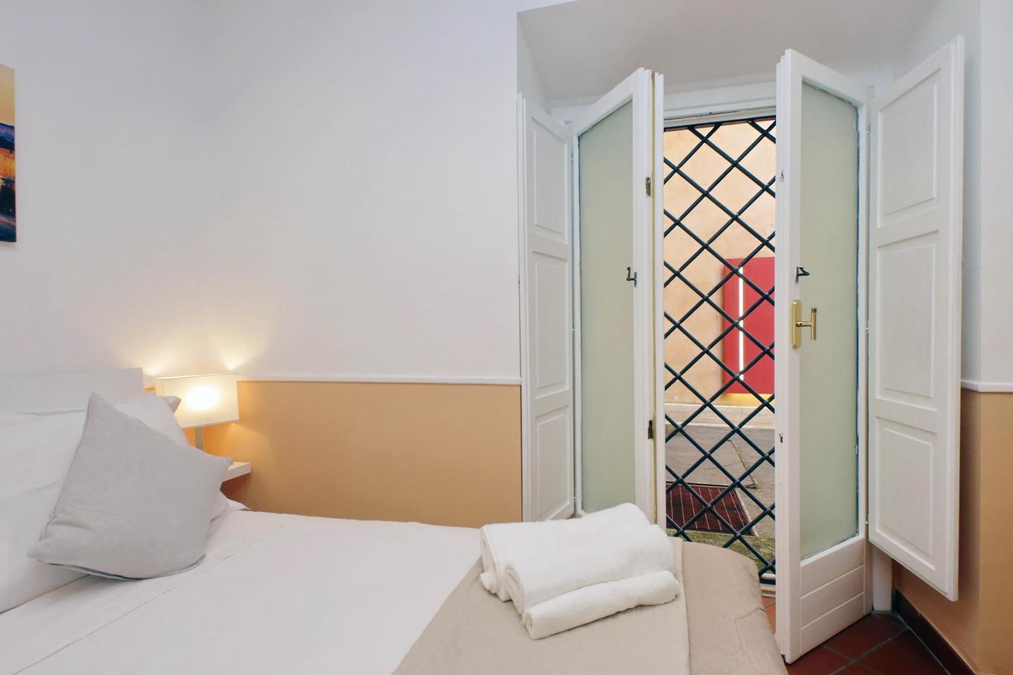 רומא Trevi Feddy'S Apartment מראה חיצוני תמונה